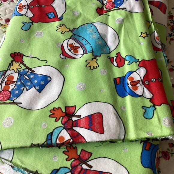 Christmas Frosty The Snowman Flannel Fabric (1 Piece) Green Material Sewing - Picture 2 of 4